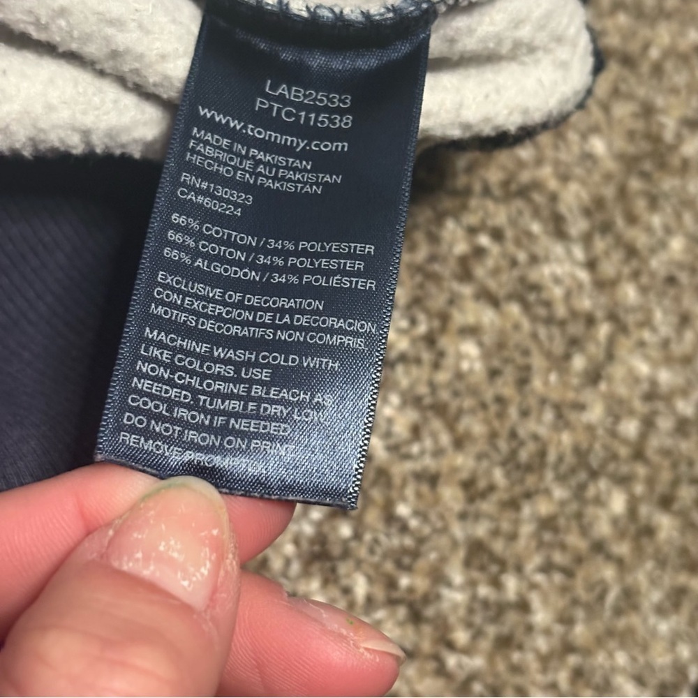 Tommy Hilfiger Boy’s Large Camouflage Hoodie - Picture 11 of 13